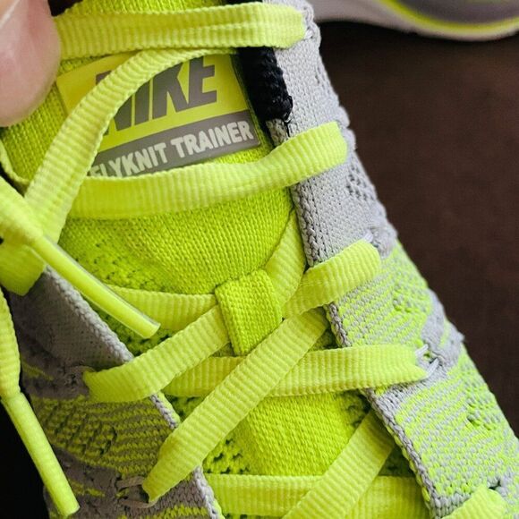 Nike Flyknit Trainer Running Shoes Mens Size 6.5 Womens 8 US 39 Volt White Gray - Picture 8 of 13